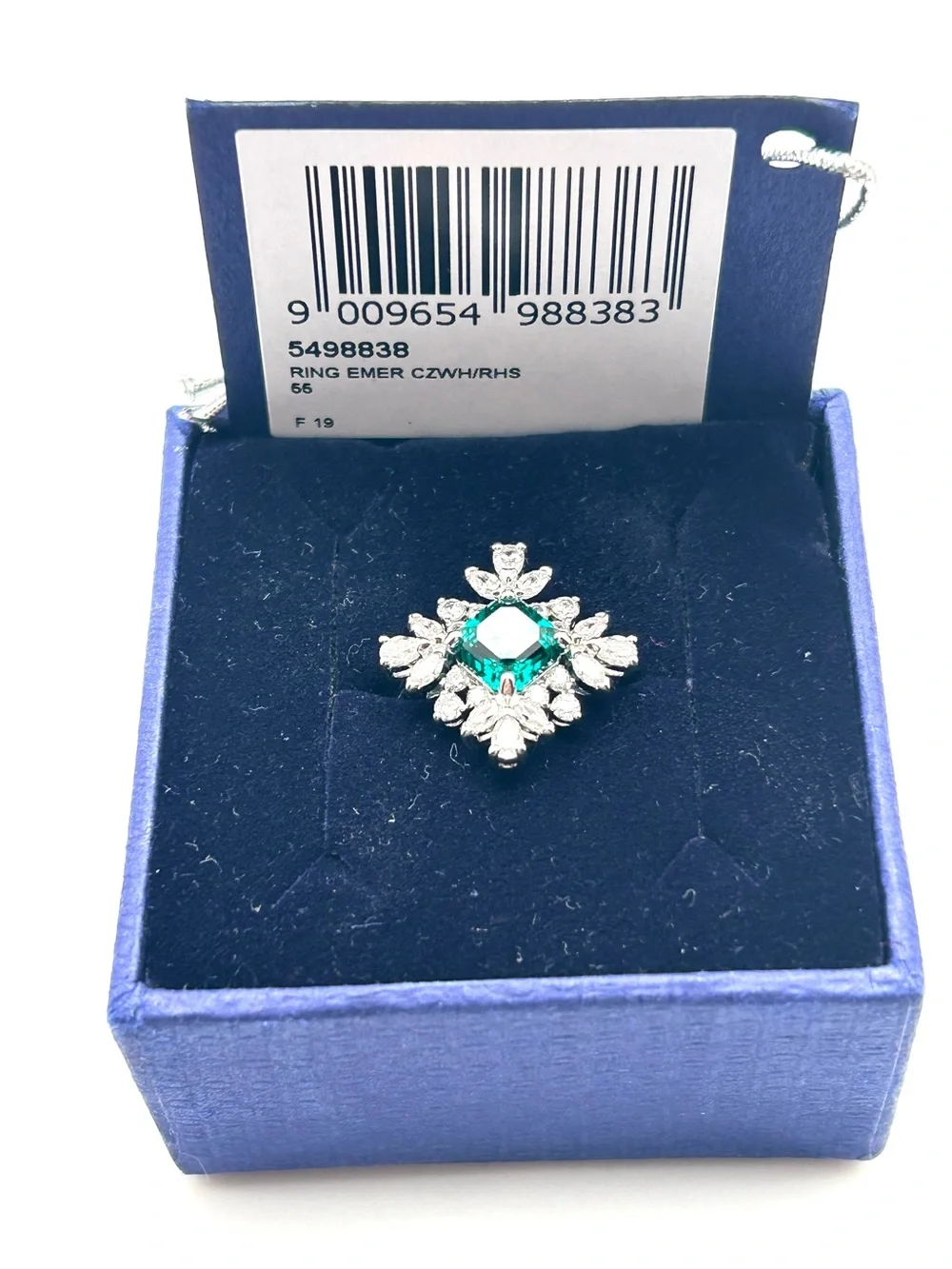 Swarovski Crystal Palace Emerald Green Ring 5.5 NWT